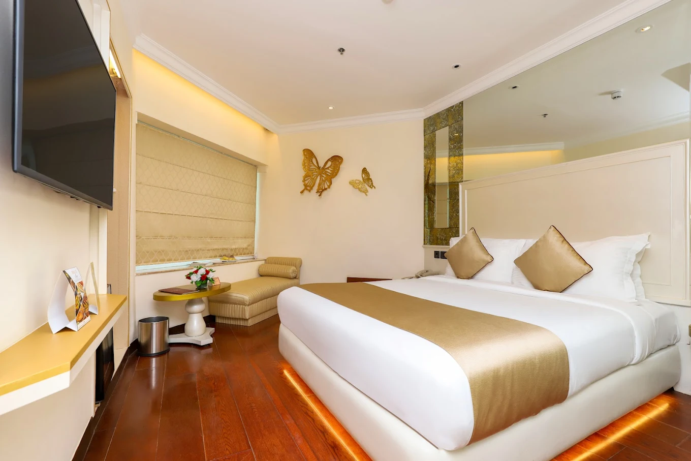 Hotel The Royal Plaza